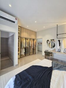 Soren hilltop living panoramic view Puncak Alam