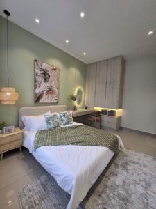 29 acre park near Soren terrace house