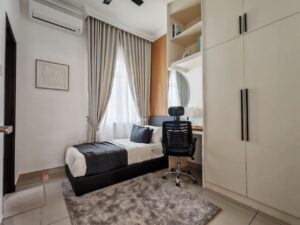 Lemuni Alam Perdana opposite LATAR Highway exit